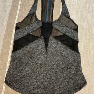 Lululemon tank top 4-6